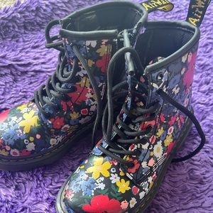 Dr Martens girls size 12
